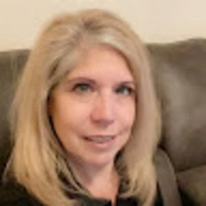 Meet your Posher, Laraine